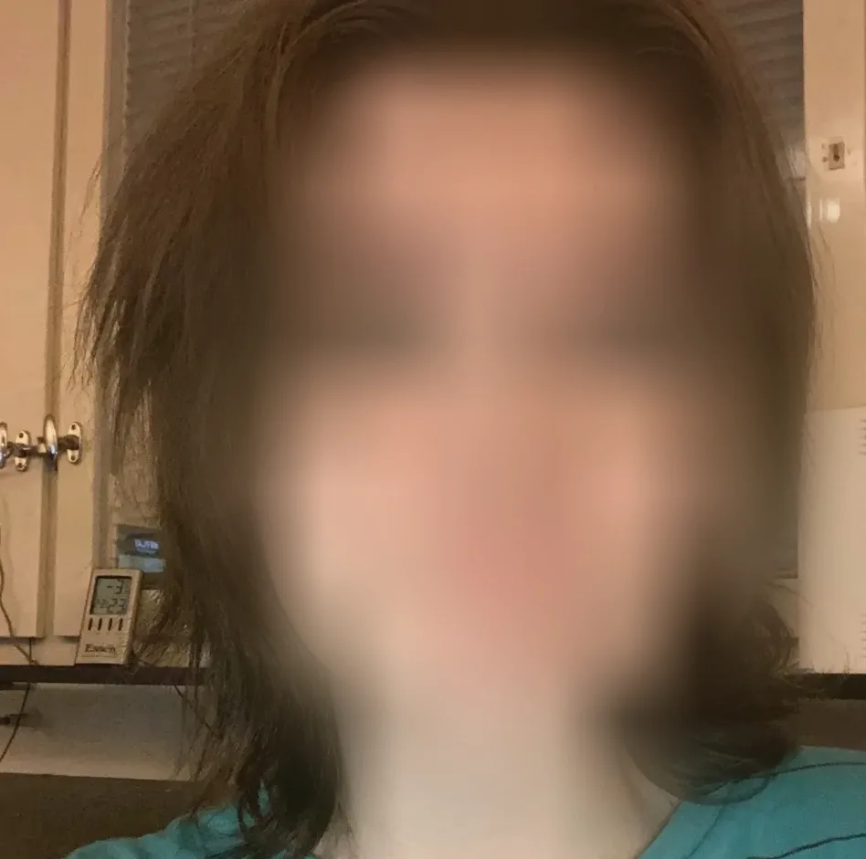Ela, 29