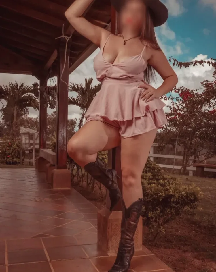 Miriam, 21