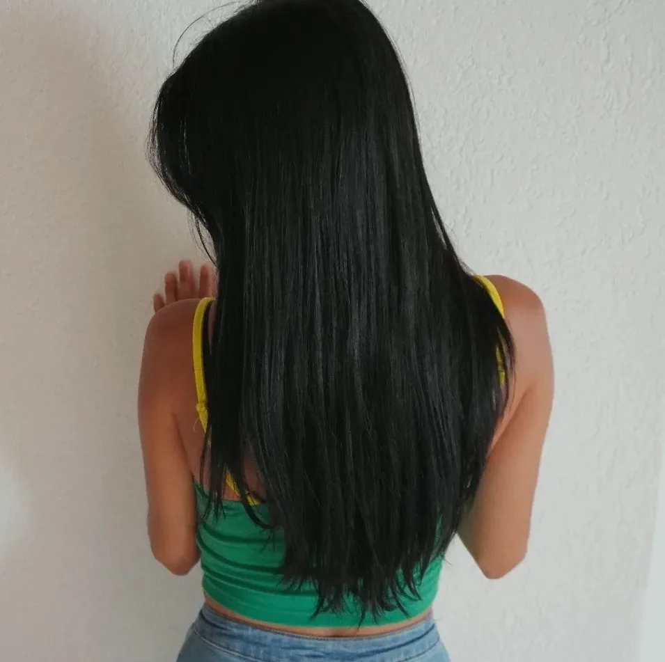 Pia, 28